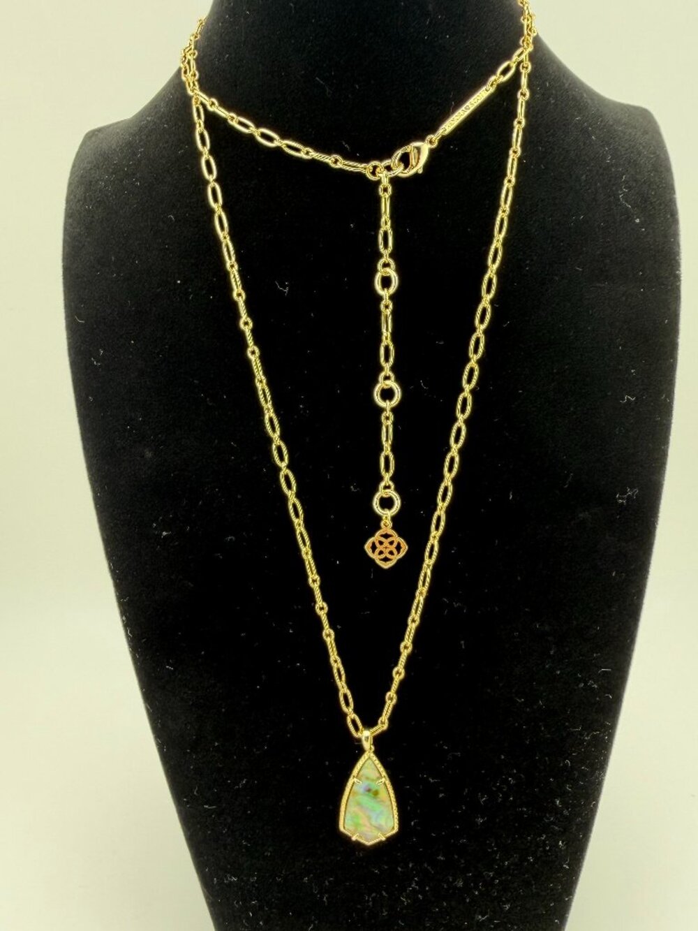Kendra Scott Camry Long Pendant Necklace Ivory Mother of Pearl